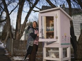 Minnesota Woman Creates a Food Pantry for Her Neighbors