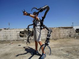 A Real-Life Doctor Octopus Suit Created Inspired by Spider-Man