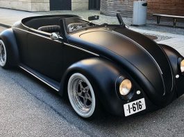 Guy Transformed A 1961 VW Beetle Deluxe Into a Black Matte Roadster